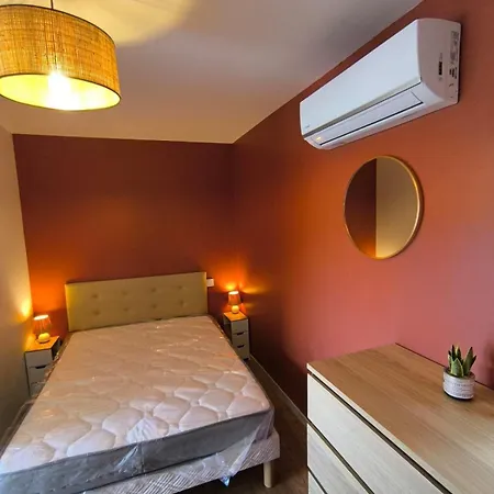 Le Cocon De I Clim & Cour Interieure Apartment